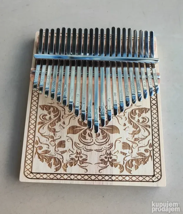 Kalimba svetlo braon nezna boja 21keys sa torbicom