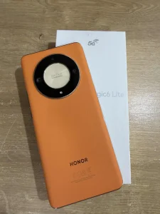 Honor Magic 6 lite, 8/256GB Orange, odlican