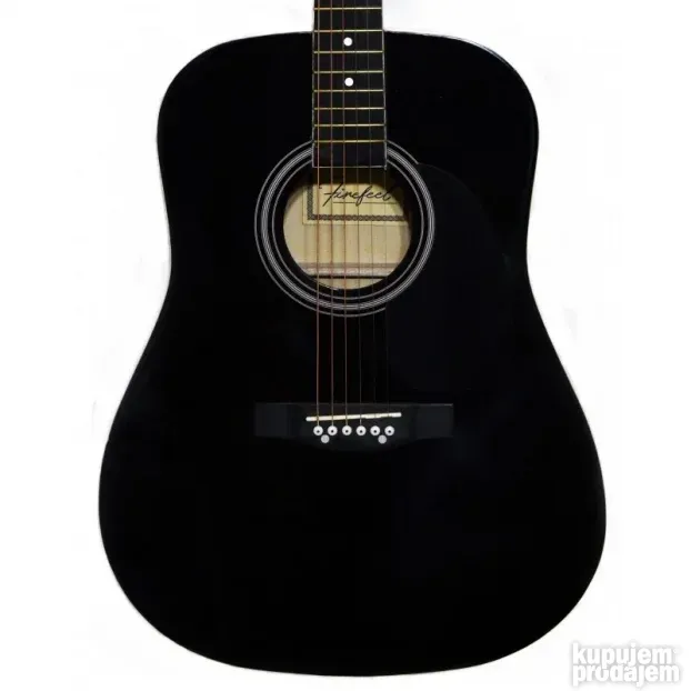 Akustična gitara veličine 41" u crnoj boji.Standardan wester