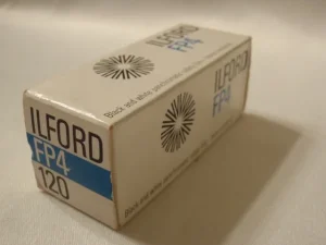 ILFORD 120 FP4 sa isteklim rokom