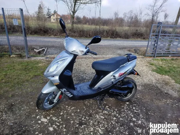 Skuter sym 50 2t