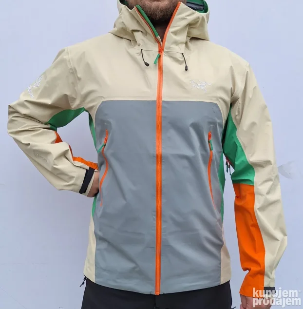 Muska Gore-tex jakna Arcterix kod 46 krem siva