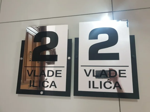 Kucni brojevi 25cm x 32cm