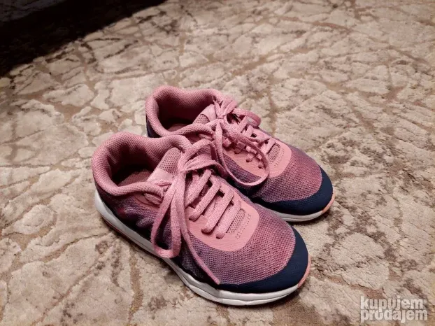 Nike air max patike broj 30