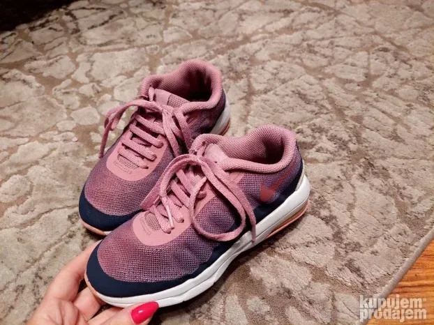 Nike air max patike broj 30