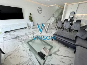 Sremska Kamenica, 4.0 četvorosobna, 180 m²