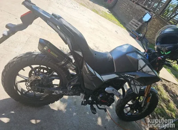 Akrapovic auspuh 49 Eura NAJNIZA CENA U SRBIJI proverite