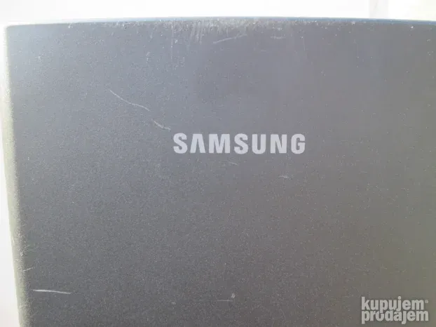 Samsung pasivni subwufer  100 w