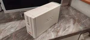 UPS uredjaj APC-BackUPS CS 650