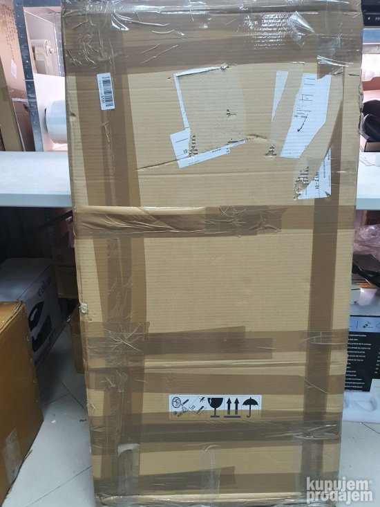 Visec Orman-Vitrina (Bela+Staklo) 106x55x32cm