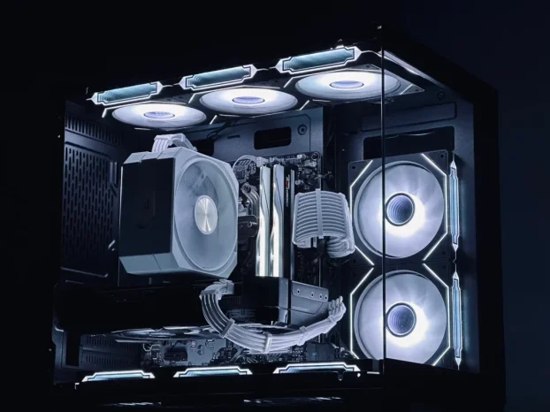 Komp Ryzen 9 5900XT & RTX 5070 12GB, požuri