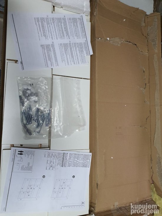 Zidna polica sa 9 Pregrada 90x16x78,2cm (Bela) - Fmd