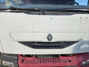 Reno Midlum DELOVI motor menjač karoserija