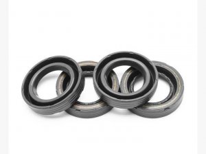 Semering dizni u deklu ventila gornji Chevrolet Trax 1.7 td