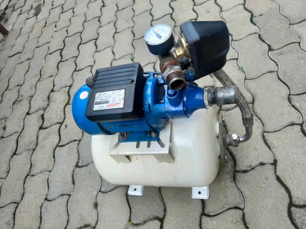 Hidropak  za vodu ( Kuću-Vikendicu )