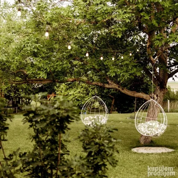 Bajkovita kuća, Čenej