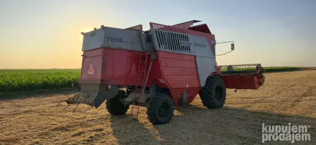 Kombajn Massey Ferguson 7256