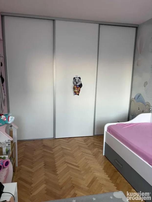 Cara Dusana, Medijana, dvoiposoban, 53 m²