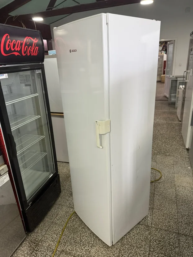 BOSCH GERMANY 357lit samo veliki frižider