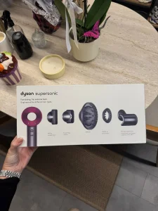 Dyson Supersonic FEN / fabričko pakovanje