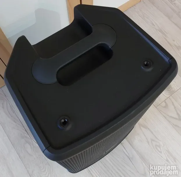 JBL EON710