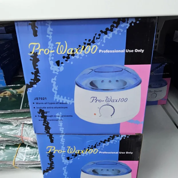 Topilica i vosak za depilaciju