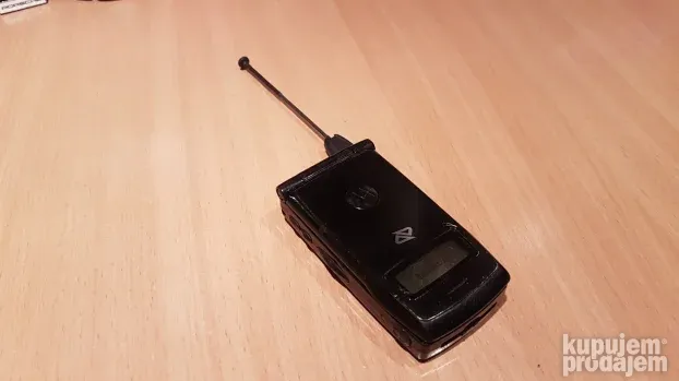 Motorola i835