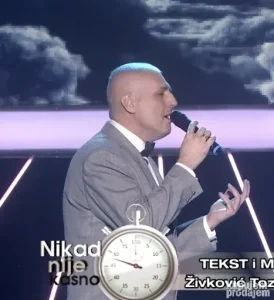 Pevač traži bend ili akustiku Beograd i okolina
