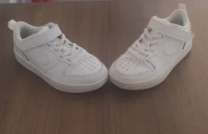 Nike patike br.28