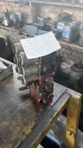 Razdelnik radne hidraulike za Cade kombajn 1460