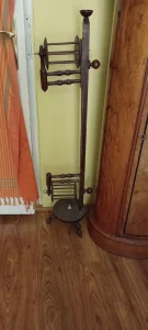 Stari predmet za premotavanje prediva snizena 50e.