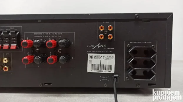 Grundig V 1000