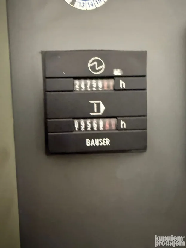 DMC 835 cnc glodalica