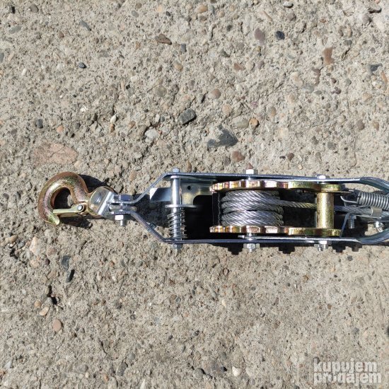 Dizalica potezna na sajlu 2t