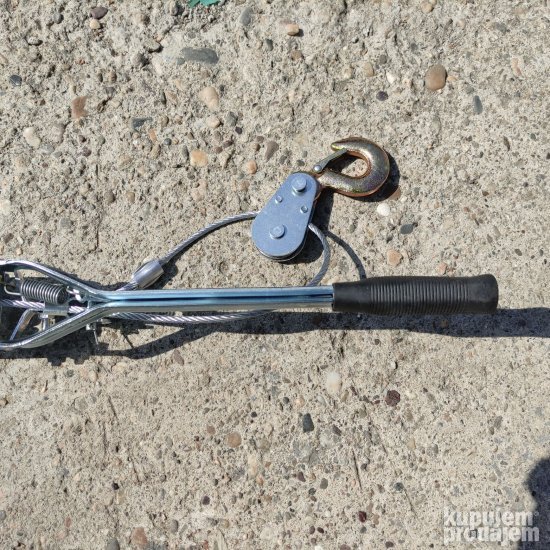 Dizalica potezna na sajlu 2t