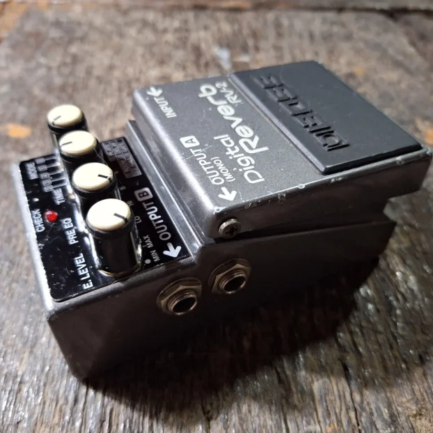 BOSS RV-2 ビンテージ 日本製 ☆希少 ビンテージ☆ 1987年 日本製 BOSS RV-2 初期モノ☆ 73804.jpg
