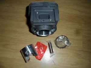 Cilindar za trimer fi 40 bolcna 10 mm.