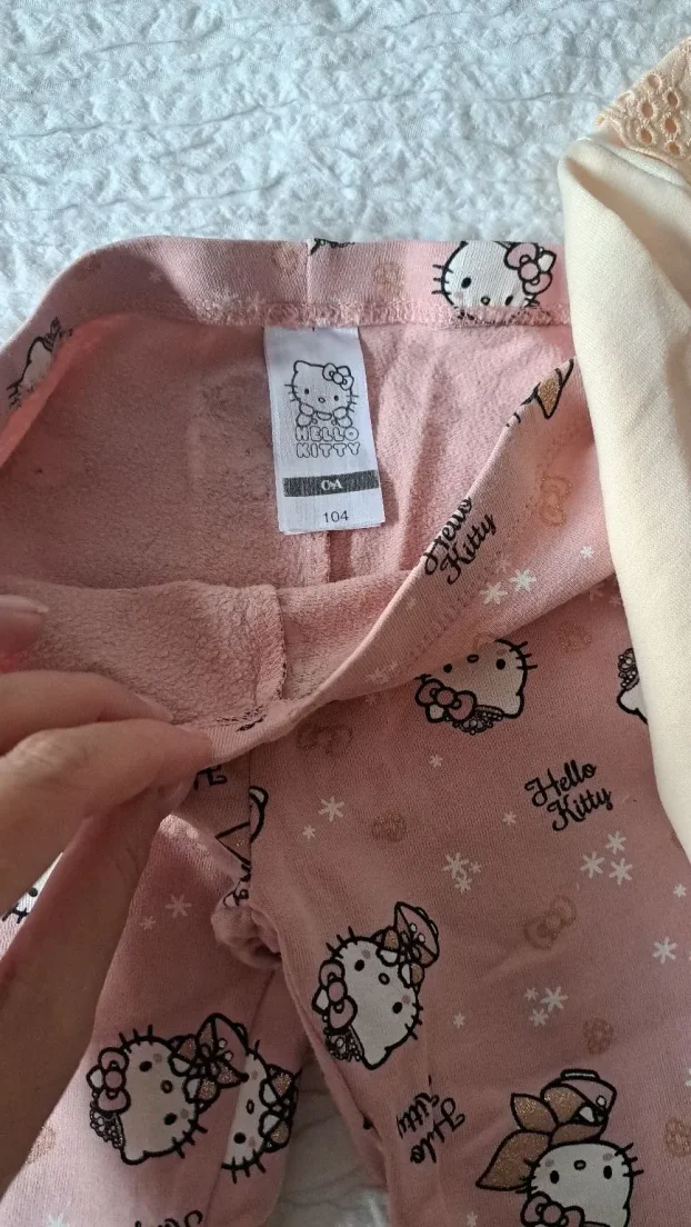 Paket stvari za devojcice za jesen povoljno 3-4god