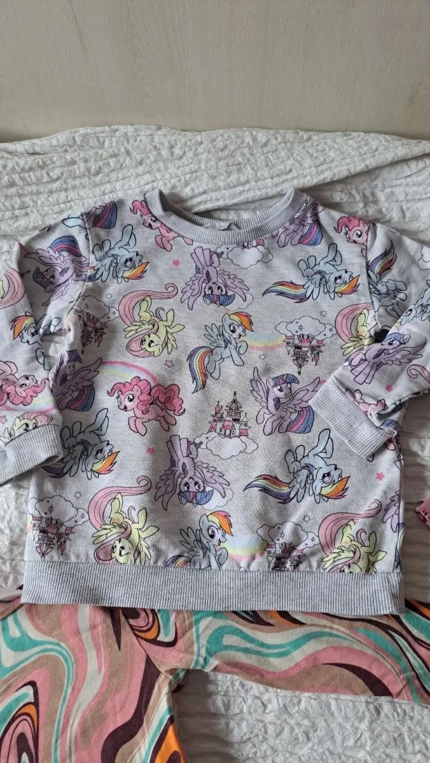 Paket stvari za devojcice za jesen povoljno 3-4god