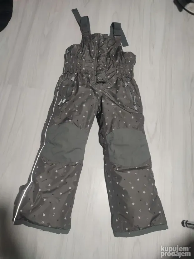 Ski pantalone zvezdice vel. 122 - kao nove