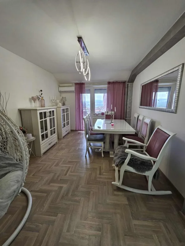 Kruševac, Pejton, 3.0 trosoban, 75 m²
