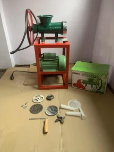 Elektricna masina za mlevenje mesa