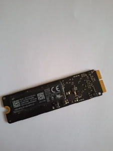 Hitno! SSD 256GB Apple MZ-JPV256S/0A2