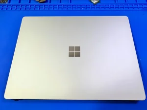 Microsoft Surface 1769 komplet gornji deo sa ekranom