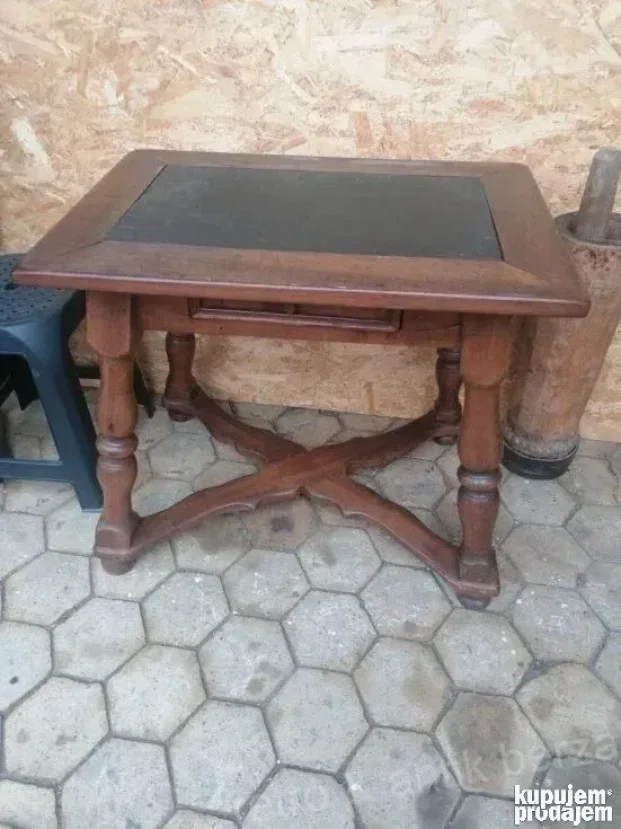 Stari stotolovi kraj 18. ili početak 19. veka