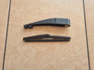 Zadnji brisač Smart ForTwo 2014-2020 komplet sa nosačem