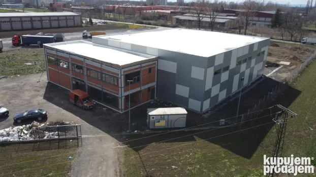Poslovni objekat MAGACIN 1200+300m2