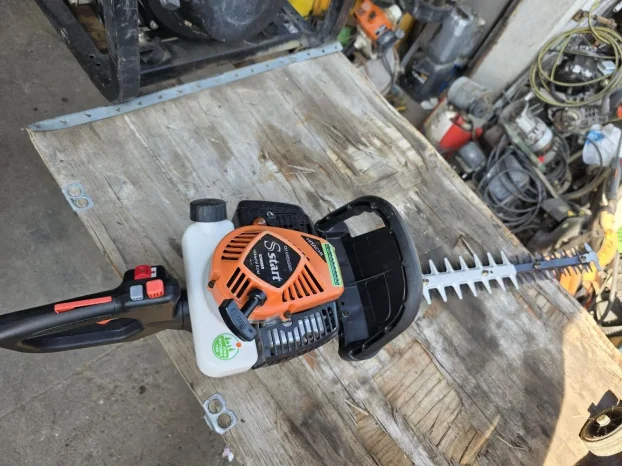 Trimer za zivubogradu hitaci na benzin