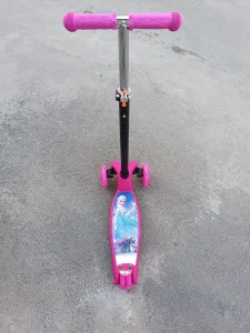 Trotineti crtani junaci licencirani do 60kg.nosivosti 4tocka