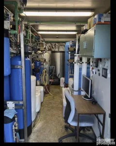 Samousluzna perionica mosmatic